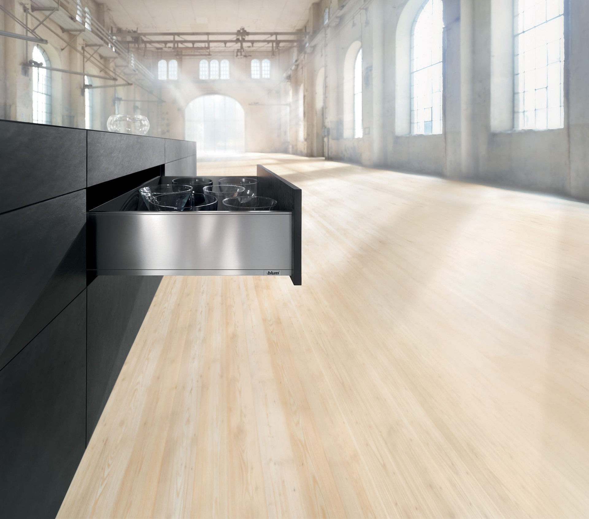 LBX0111_AA_FOT_FO_BAU_-SALL_-APR6I_-V1_Enlarged