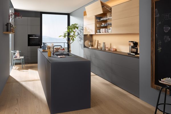 Blum_KLA0477_AA_FOT_FO_BAU_-SALL_-AOF4_-V1_Enlarged Blum_KLA0477_AA_FOT_FO_BAU_-SALL_-AOF4_-V1_Enlarged
